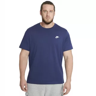 Nike Sportswear Club T-Shirt