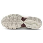 WMNS NIKE INITIATOR