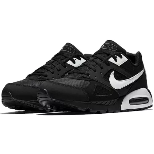 Nike AIR MAX IVO