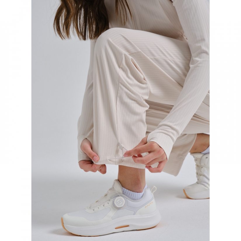 W TRAINING PANT