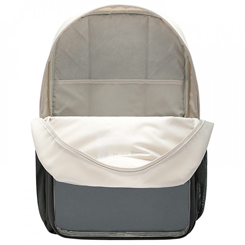 BACKPACK 1