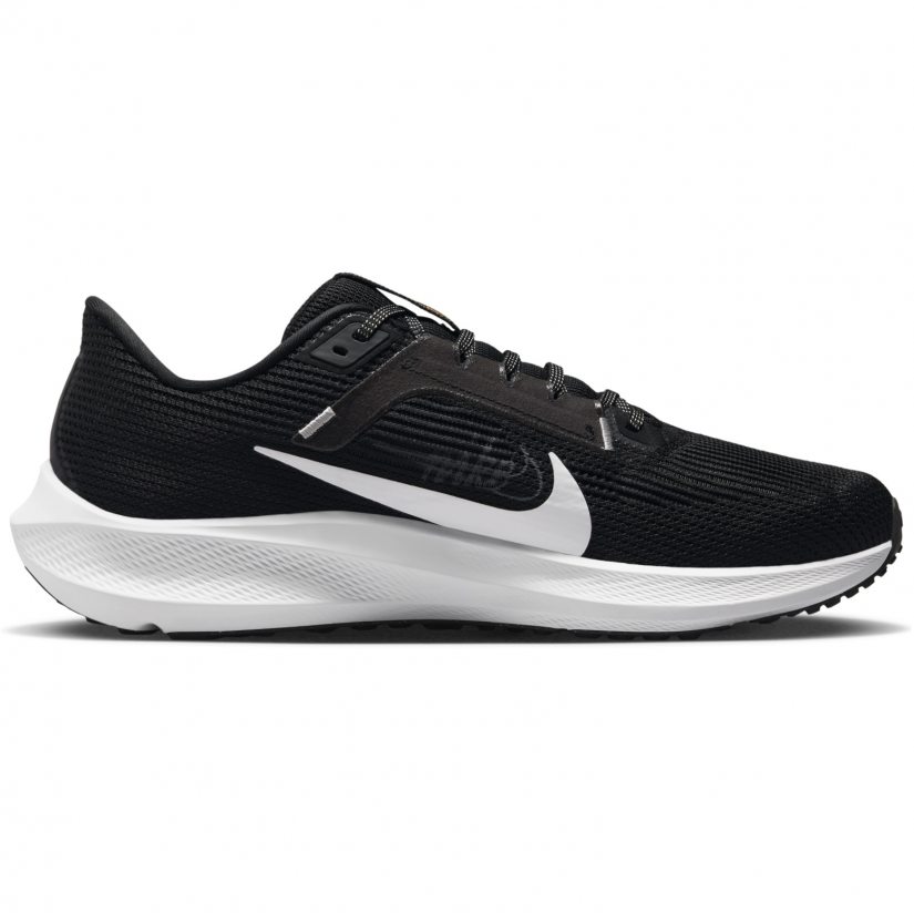 Nike air zoom sports shoes best sale