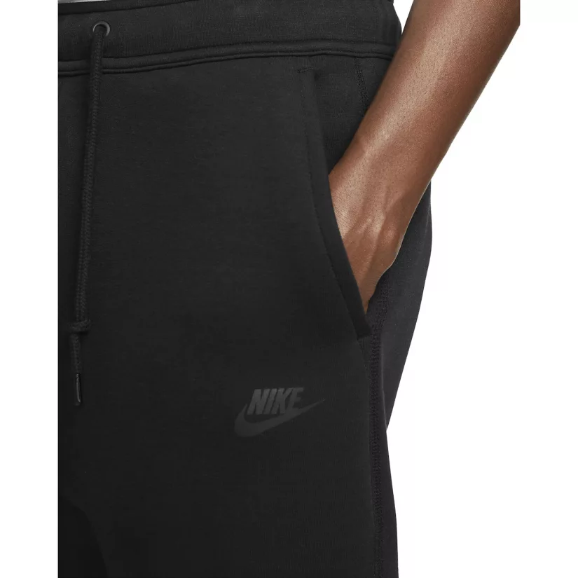 M NK TECH FLEECE Joggers