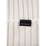 BEANIE BEANIE