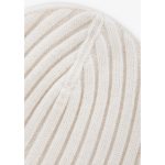 BEANIE BEANIE
