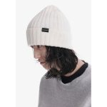 BEANIE BEANIE