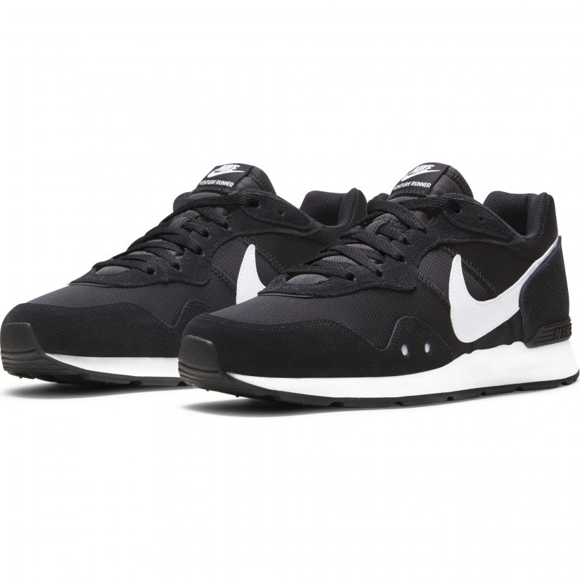 nike black venture runner trainers